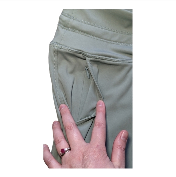 NWT Halara Couldful Air High Waisted Joggers In Basil - Picture 3 of 5